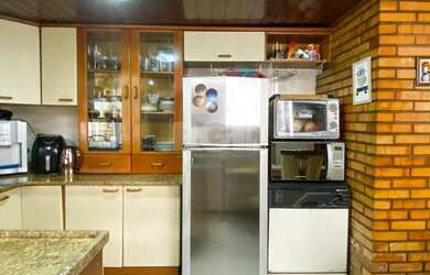 Imagem 9: Apartamento 3 dormitórios, sendo 1 suíte, com 2 salas de estar, junto à Praça da Matriz