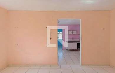 Imagem 3: Casa para Aluguel - Parque Casa de Pedra, 1 Quarto, 50 m2