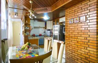 Imagem 14: Apartamento 3 dormitórios, sendo 1 suíte, com 2 salas de estar, junto à Praça da Matriz