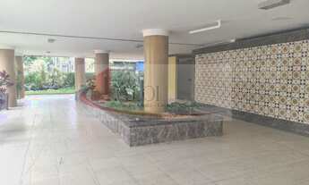 Imagem 3: APARTAMENTO COM BASTANTE ILUMINAÇÃO NATURAL105m² área útil. 2 Banheiros; e lavabo. Garagem