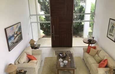 Imagem 2: Casa de condomínio sobrado para aluguel com 301 metros quadrados com 4 quartos