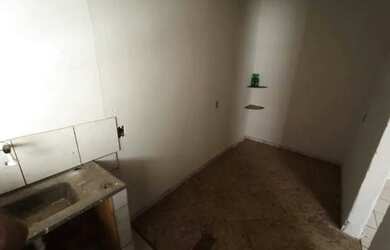 Imagem 4: Casa para venda possui 80 metros quadrados com 2 quartos em Sussuarana - Salvador - Bahia