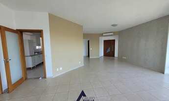 Imagem 2: Um Lar Espaçoso e Confortável: Apartamento de Alto Padrão próximo a Todas as Comodidades