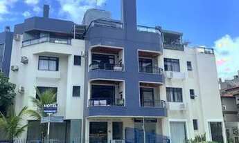 Imagem 2: OFERTA Apartamento de 1 dormitório semi mobiliado a duas quadras da praia de Jurerê