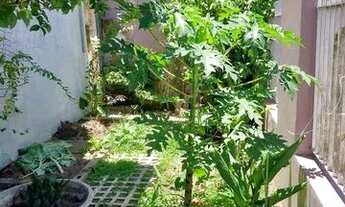 Imagem 2: Casa térrea filé no Centro c/ 3qts, send 1 suíte, 2brs, 2vgs, frente p/ 2 ruas