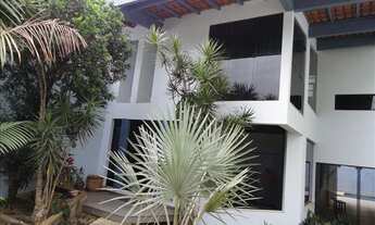 Imagem: Casa para venda possui 450 metros quadrados