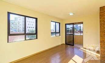 Imagem 3: Apartamento com 3 dormitórios para alugar, 71 m² por R$ 2.410,00/mês - Vila Izabel - Curit