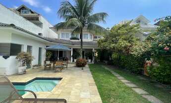 Imagem 2: Barra da Tijuca Casa Condomínio Rio Mar 270 metros duplex 4 suítes