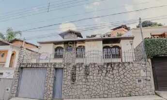 Imagem 5: Linda casa no bosque dos pinheiros