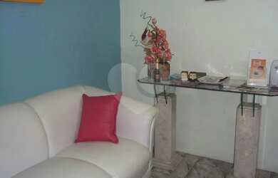 Imagem: Prédio inteiro à venda em Vila Baruel