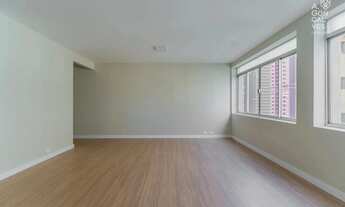 Imagem 5: Apartamento no Edifício Santa Terezinha, 03 Quartos, 01 Vaga, Água Verde, Curitiba