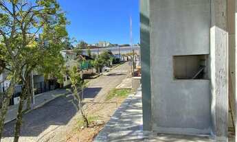 Imagem 4: Refúgio Discreto e Natural para Viver com Leveza