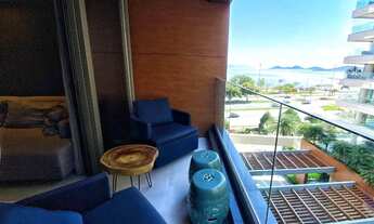 Imagem 2: Apartamento de 131 m², 3 Suítes, Vista Mar e 2 Vagas na Beira-Mar Norte