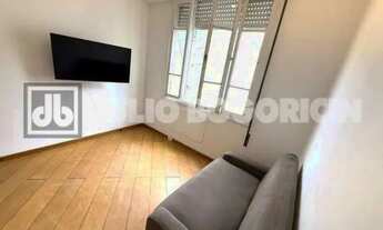 Imagem 2: Largo Machado - Colado ao Metro - Sala/ 1 Quarto - Cozinha cabe tudo - 40m2 - Entrega imed