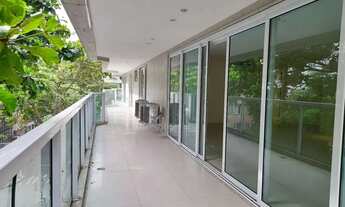 Imagem 4: Apartamento com varanda, 4 dormitórios (4 suítes) + 2 vagas + Portaria 24 horas, para alug