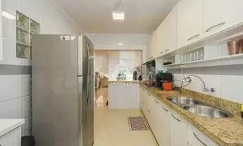 Imagem 5: Apartamento em Ipanema: 3 Quartos, 2 Suítes e Vista Deslumbrante para o Mar