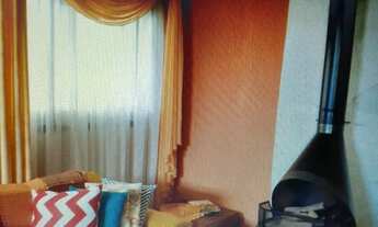 Imagem 3: Casa estilo sobrado no bairro Alto Boqueirão