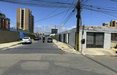 Imagem: Terreno de Esquina na Coroa do Meio