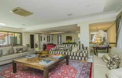 Imagem 4: Cobertura em Avenida Luiz Manoel Gonzaga - Três Figueiras - Porto Alegre/RS