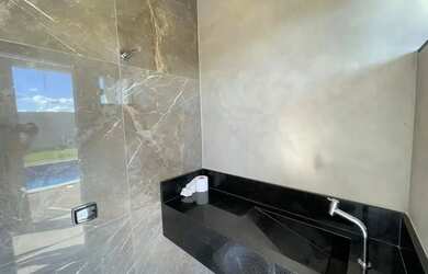 Imagem 5: Casa térrea 01 suite com closet 02 quartos piscina um luxo de espaço e requinte