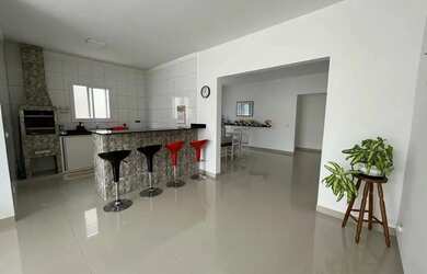 Imagem 2: Sobrado de Alto Padrão no Urbanova com 04 Dormitorios