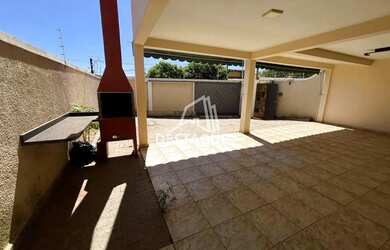 Imagem 4: Casa para Venda em Presidente Prudente, Jardim das Rosas, 3 dormitórios, 1 suíte, 2 banhei