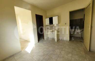 Imagem 7: Casa no bairro Santa Luzia em Uberlândia para aluguel