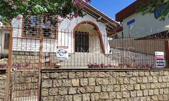 Imagem 2: Casa com 2 dormitórios e 3 vagas no Bairro Chácara da Pedras