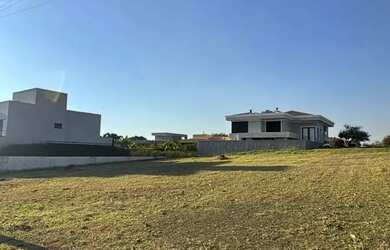 Imagem 6: Lote/Terreno para venda possui 800 metros quadrados