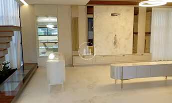 Imagem 7: Casa com 4 Quartos (4 suites) em Condomínio na Pedra Branca - CEN