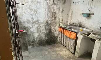 Imagem 6: Casa com três quartos e garagem