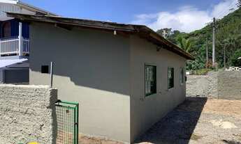 Imagem: Casa com 2 dormitórios a 300 metros da