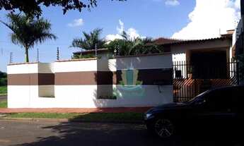 Imagem 2: Casa com 3 dormitórios à venda com 226 m² por R$ 580.000 no Conjunto Libra em Foz do Iguaç