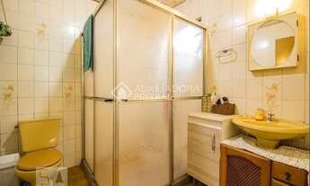 Imagem 5: PORTO ALEGRE - Casa Padrão - Cascata