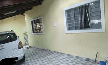 Imagem 2: Vendo URGENTE! Casa com 4 dormitórios