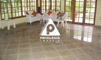 Imagem: Chácara à venda, 6 quartos, 6 suítes