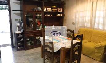 Imagem 4: Casa Duplex com 4 Quartos em Excelente Localização no Ingá