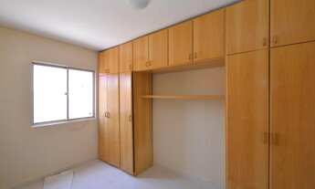 Imagem 4: Condomínio Roma: Porcelanato, varanda, garagem, nascente! 1º andar