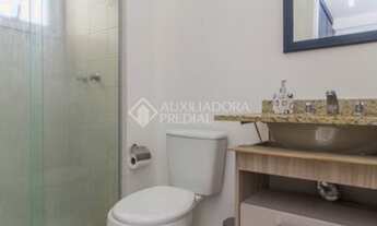 Imagem 3: Apartamento para venda com 70 metros quadrados com 3 quartos em Passo da Areia - Porto Ale