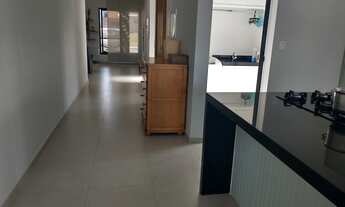 Imagem 5: Casa de condomínio para venda tem 389 metros quadrados com 4 quartos