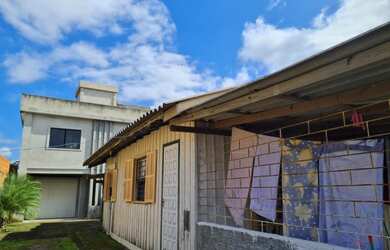 Imagem 3: Casa para Venda em Imbituba, Campo da Aviação, 5 dormitórios, 1 suíte, 3 banheiros, 1 vaga