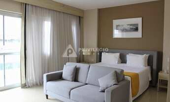 Imagem: Flat à venda, 2 quartos, 2 suítes, 1 vaga