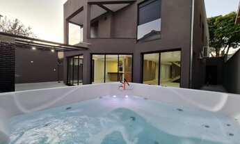 Imagem: Casa com 4 dormitórios à venda, 300 m²