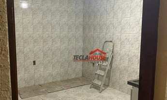 Imagem 5: ALUGO CASA COM LOCALIZAÇÃO PRIVILEGIADA