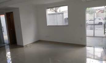 Imagem 2: Casa independente, a venda, 3 quartos, suíte, quintal grande, 3 vagas, estuda permuta no R