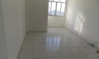 Imagem 2: Apartamento em Centro do Rio de Janeiro de Quarto e Sala