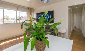 Imagem 2: Apartamento para venda com 70 metros quadrados com 3 quartos em Passo da Areia - Porto Ale