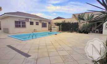 Imagem 3: Casa com amplo quintal e piscina à venda no Cibratel I - Itanhaém SP