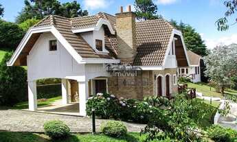 Imagem 2: Casa em Campos do Jordão à venda - Imóvel com 04 suítes em condomínio fechado