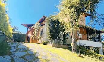 Imagem 6: Casa no condomínio Canto do Riacho para venda possui 430 metros quadrados com 6 quartos